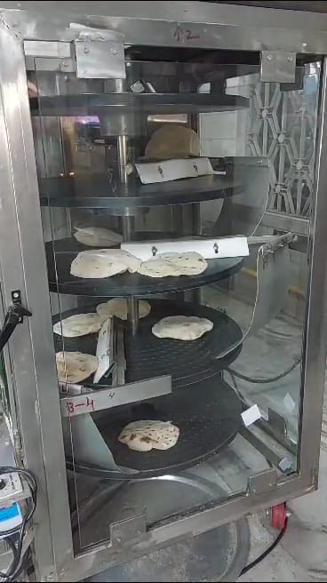 Roti maker machine